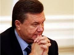 Во Львове Януковичу нарисовали пулю во лбу