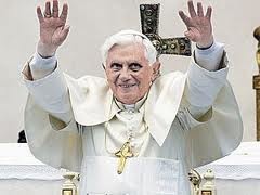 Во Львов пригласили Папу Бенедикта XVI