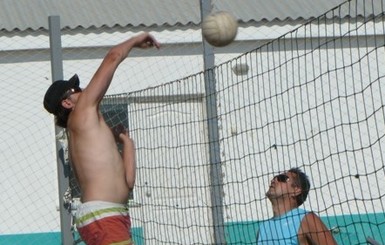 В Крыму Притула играет в волейбол, а Педан – в баскетбол