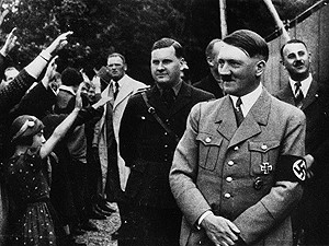Сенсация от британских ученых: Шпионы пытались превратить Гитлера в 