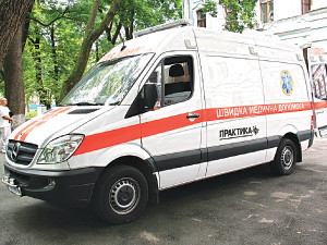 В Украине презентовали новые автомобили скорой помощи