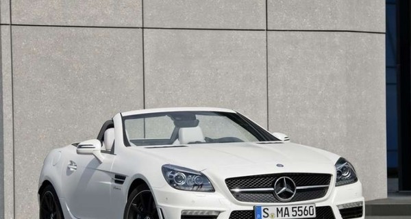 Снимки самой мощной версии седана Mercedes-Benz просочились в Сеть 