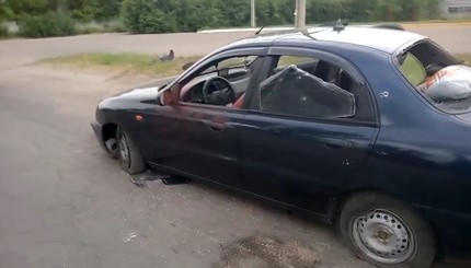 В Новоайдаре расстреляли машины с людьми