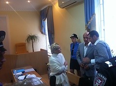 Допрос экс-руководителя аппарата Кабмина по делу Тимошенко продолжается более пяти часов