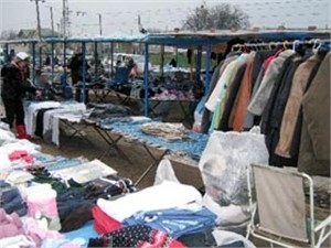 Со следующего года украинцам запретят торговать на российских базарах 