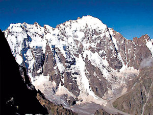 Кавказская гора Дых-Тау: Роковая вершина для украинских альпинистов