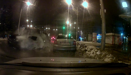 Во время ДТП с Рендж Ровером в Харькове пострадали две сестры