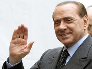 Берлускони не явился в суд по делу, где он проходит в качестве обвиняемого
