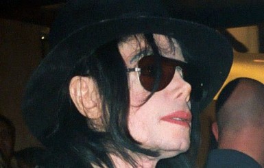 Запись голоса Майкла Джексона снова прозвучала на суде