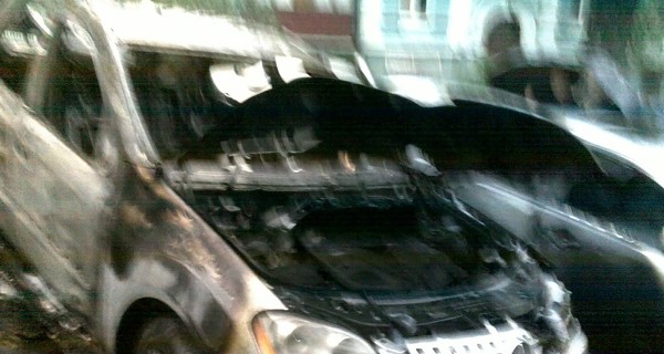 В Киеве снова сгорели четыре автомобиля