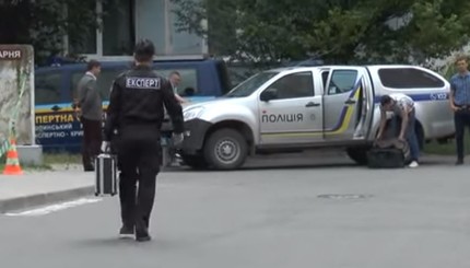Опубликовано видео с места нападения на депутата Лапина