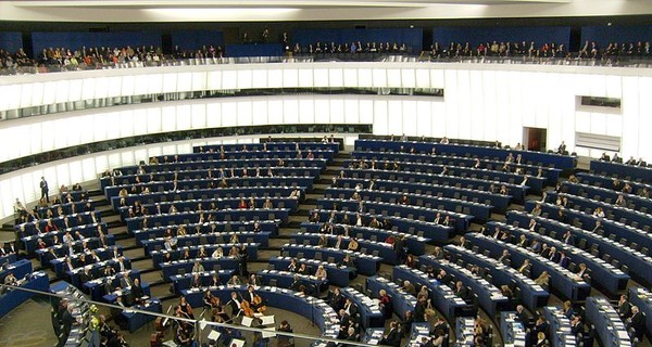Европарламент начал дебаты по ситуации в Украине