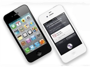 Уже сегодня утром начнутся продажи нового iPhone 4s