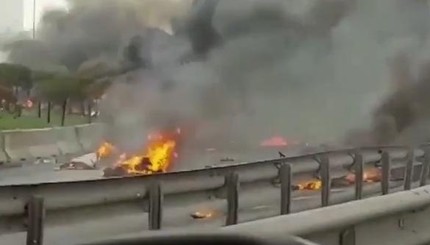 Опубликовано видео с места крушения вертолета с россиянами в Турции