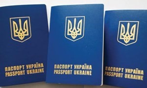 Янукович жестко поговорил с Нацбанком о паспортах в обменниках