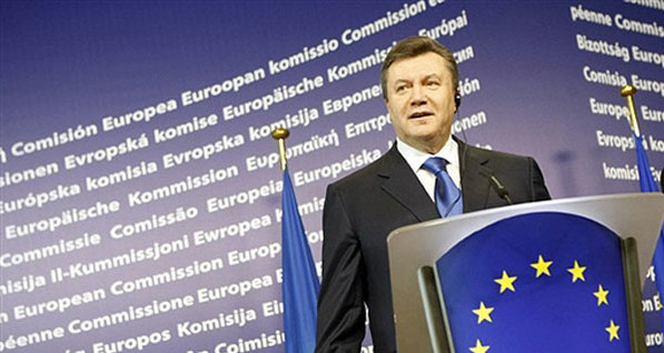Янукович не торопится с соглашением об ассоциации с ЕС
