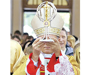 В Одессу привезли кровь Иоанна Павла II