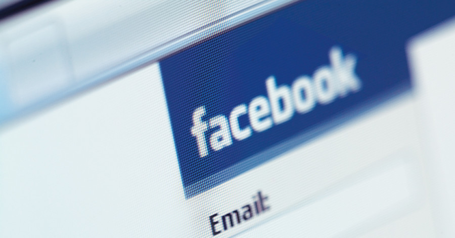 Facebook собирает досье даже на на незарегистрированных 