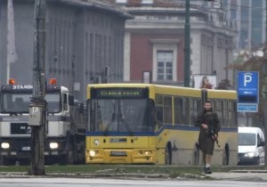 Можно посмотреть видео теракта против посольства в Сараево [видео]