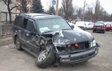 В Донецке водитель разбил 
