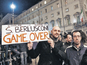 Берлускони ушел досрочно, но Италию от кризиса это не спасет 