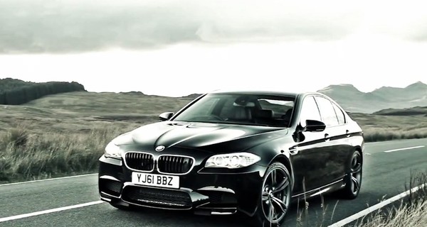 Новый BMW M5 набирает скорость в 315 км/час всего за минуту