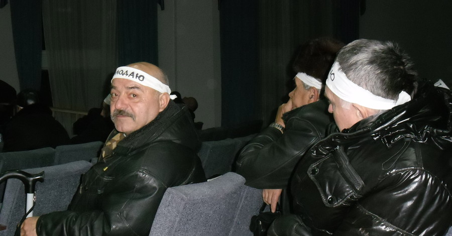 В больницах Донецка уже 10 голодающих чернобыльцев