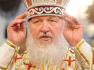 Янукович поздравил патриарха Кирилла с днем рождения
