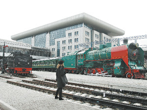 На Центральном вокзале стоят вагоны Столыпина и Щербицкого 