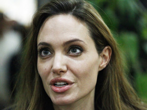 Анджелина Джоли истощила себя голодной диетой 