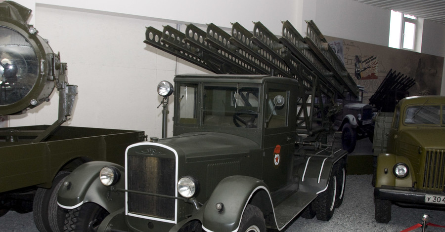 В Запорожье открыли первый в Украине музей ретро-автомобилей