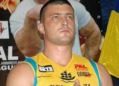 Украинец  стал чемпионом мира по армреслингу