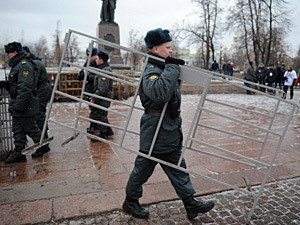 Российское МВД: Число участников митинга в Москве достигло 25 тысяч человек 