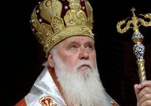 Попытка объединения двух ветвей украинского православия закончилась скандалом? 