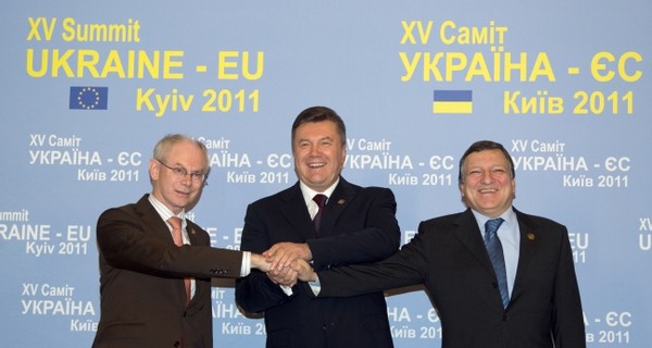 Янукович доволен результатами саммита Украина - Евросоюз