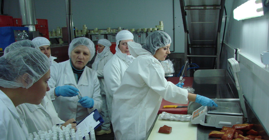 Колбасам пяти украинских производителей можно доверять