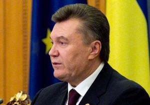 Завтра Янукович летит в Россию на заседание глав СНГ