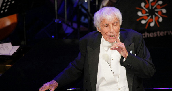 В возрасте 108 лет скончался любимый певец Гитлера