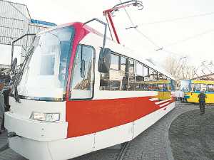 Показали новый трамвай, на котором будут ездить киевляне 