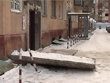 В Луганской области железобетонная плита рухнула на женщину