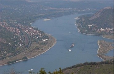 На Дунае орудуют пираты, требующие водку и сигареты