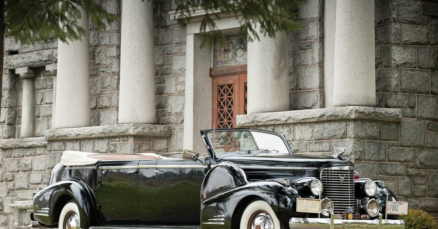 Президентский лимузин 1938-года выставили на аукцион