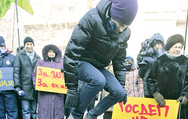 Закрытие сайта EX.UA: Грозит ли Украине виртуальная революция?