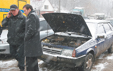 Как завести авто в мороз, чтоб двигатель не шел вразнос 