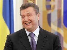 Янукович поздравил Ющенко с Днем рождения