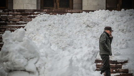 Киев не узнать: как аномальный снегопад изменил улицы города