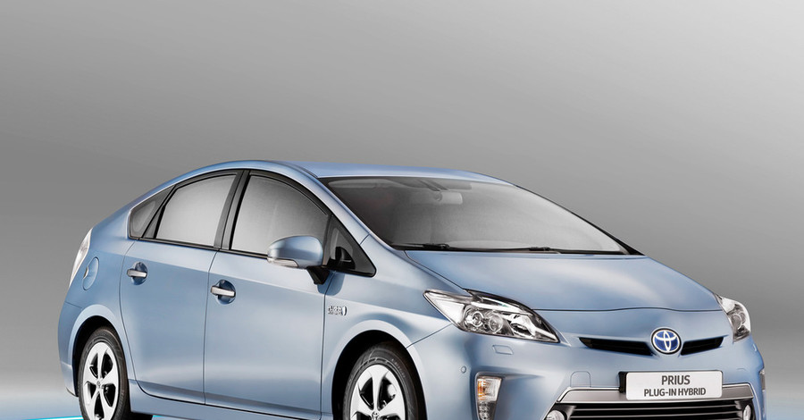 Новая Toyota Prius теперь расходует всего 2,1 л топлива на 100 км