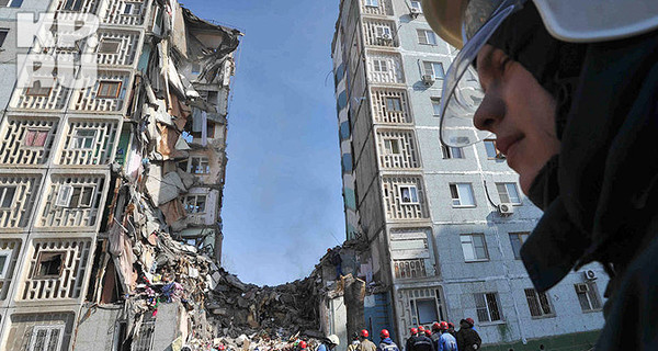 Взрыв дома в Астрахани - эффектное самоубийство?