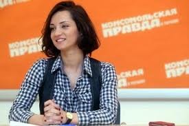 Денисова призналась, что регулярно дерется с Кривошапко