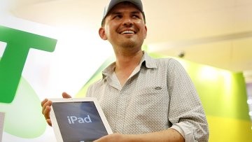 Первым покупателем нового iPad стал австралиец с украинской фамилией